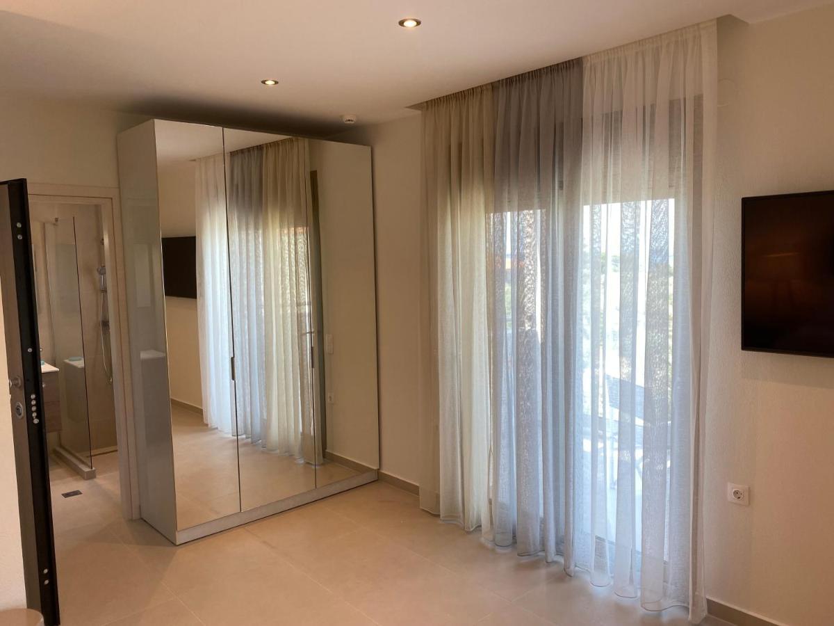 Luminous Luxury Limenas (Thasos)